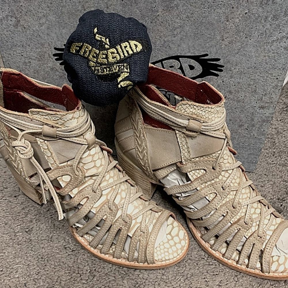 FreeBird WAZEE- beige 8